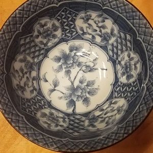 Vintage 2 large Soba Rice Pho Ramen Won Ton bowls  blue white inside red…